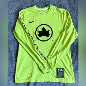 Nike NYC park shirt (M) Preowned